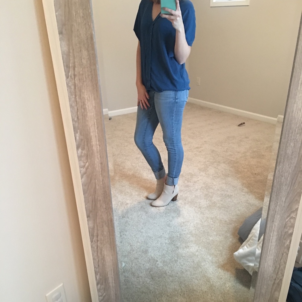 Mossimo Denim Low Rise Skinny Jean Size 6L/28